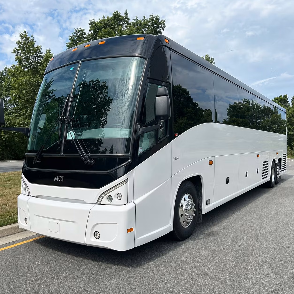 airport transfers and long distance shuttle runs from aurora