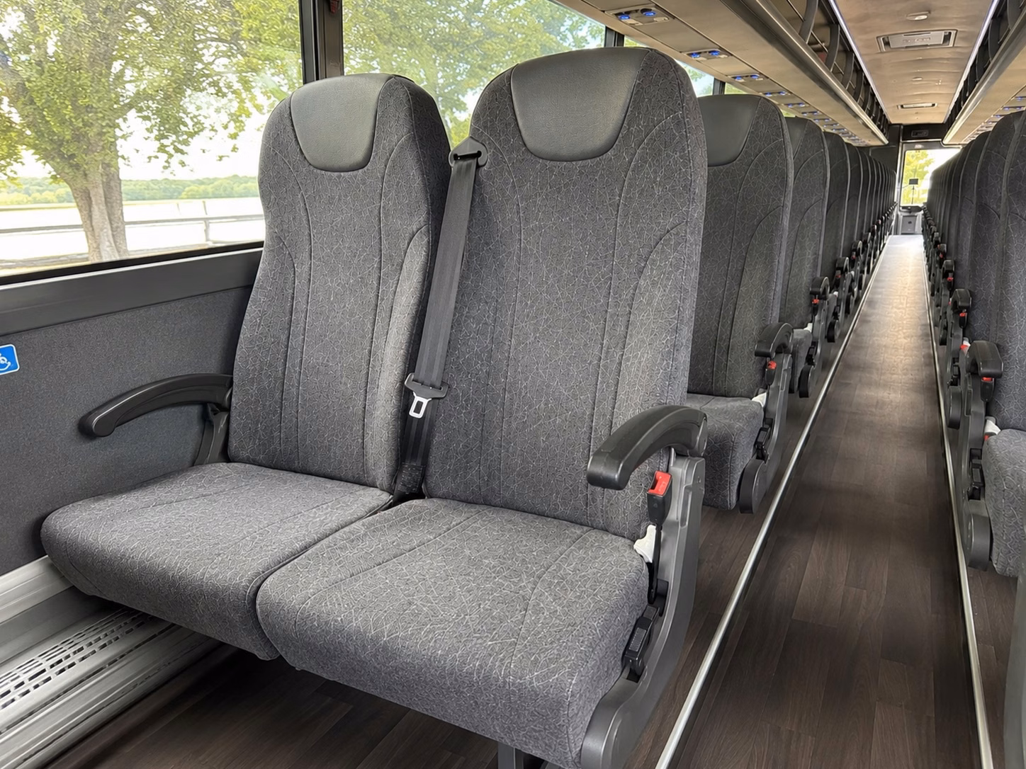 how trip distance and duration affect charter bus rates in aurora